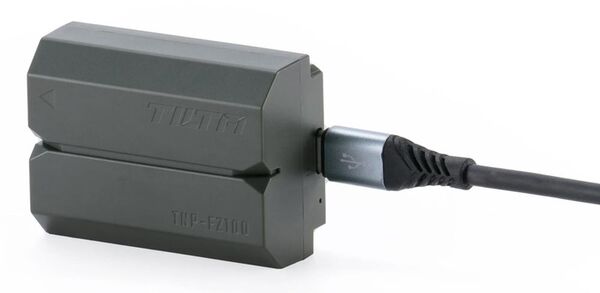 Tilta NP-FZ100 Akku mit USB-C Eingang (2400mAh) – Grün 