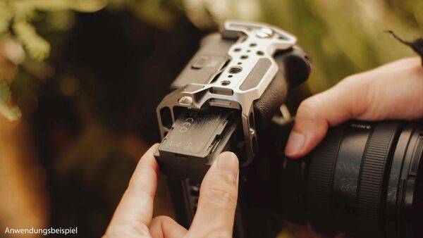 Tilta NP-FZ100 Akku mit USB-C Eingang (2400mAh) – Grün 