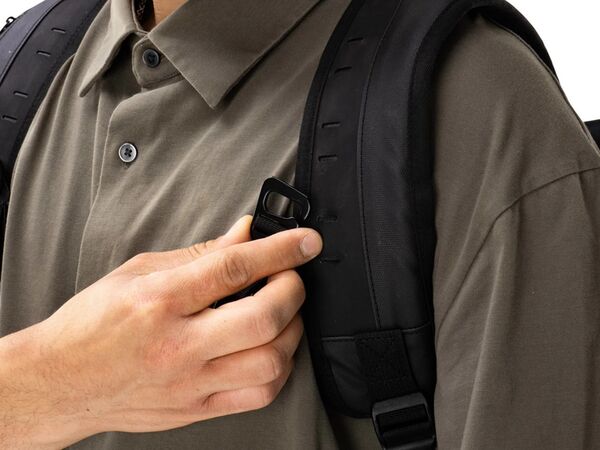 Travbuddies Rucksack Genesis mit Bauchgurt  84 cm