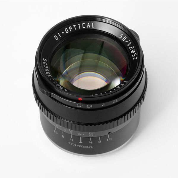 TTArtisan 50mm f/1,2  Canon RF-S schwarz