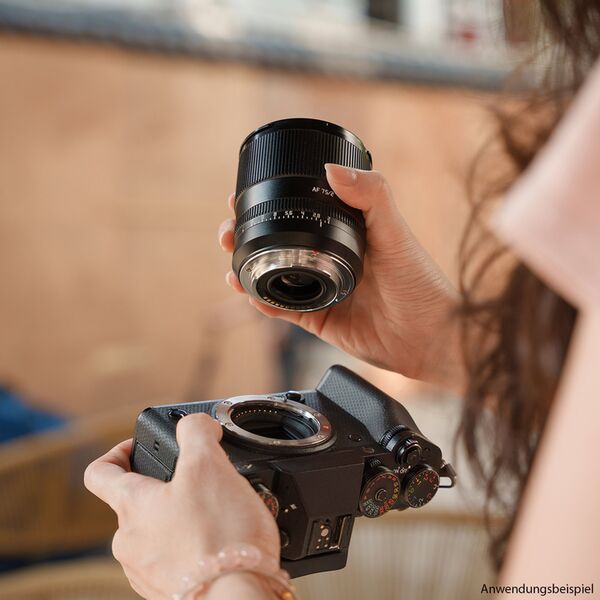TTArtisan AF 75mm f/2  Fujifilm X schwarz