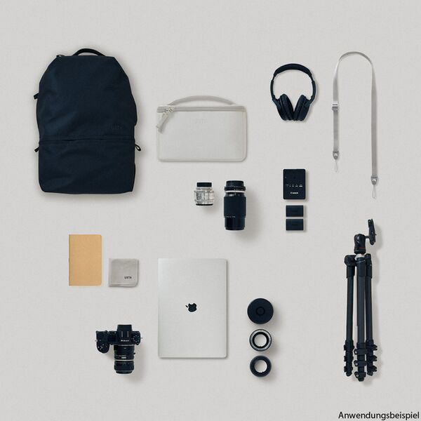 Urth Arkose 20L Backpack + Camera Insert  Grün