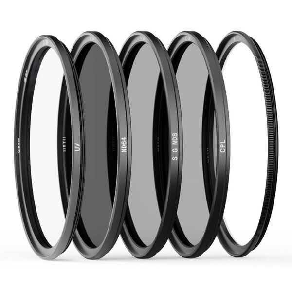 Urth Magnetic Landscape Filter Kit Plus+ (UV, CPL, SGND8, ND64)  49mm