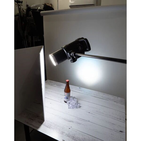 V-Flat World Tabletop V-Flats  Medium 20' x 35' 2 x weiß, 2 x schwarz