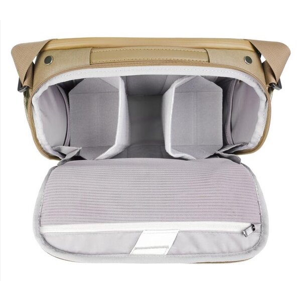 Vanguard VEO METRO Schultertasche  7 Liter Beige