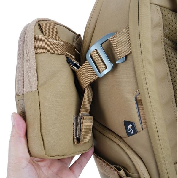 Vanguard VEO METRO Smartphone Pouch  Beige