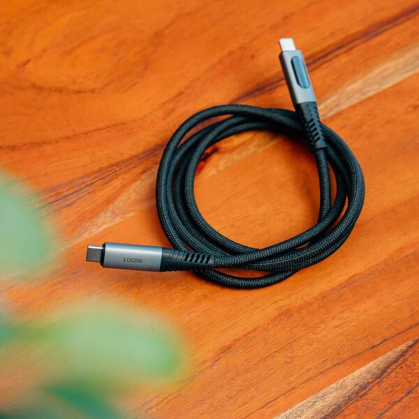 Verbatim USB-C/USB-C LED-Anzeige 1,2m Ladekabel, Sync&Charge, 100W, 480MBit/s 