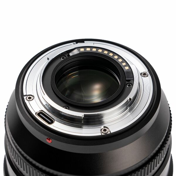 Viltrox AF 75mm f/1.2 XF PRO  Fujifilm X