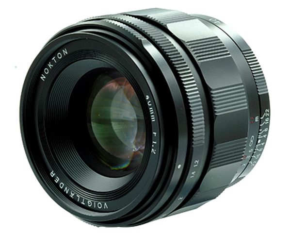 Voigtländer Nokton 40mm f/1,2 asph  Sony FE-Mount
