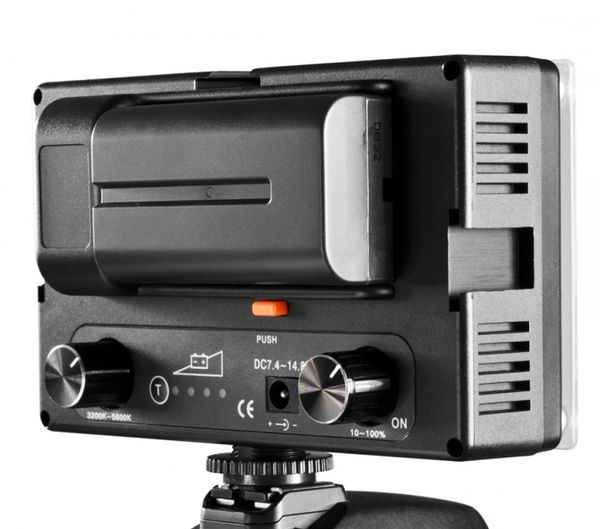 Walimex pro LED Videoleuchte Bi-Color 144 LED 