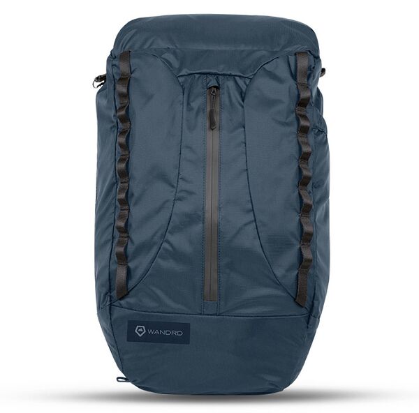 Wandrd Faltrucksack VEER 18 L mit aufblasbarem Rückenpolster  Cobalt