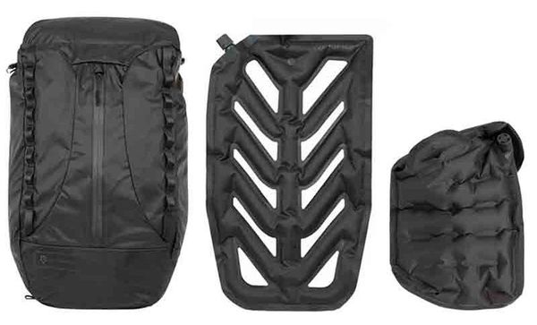 Wandrd Faltrucksack VEER 18 L mit aufblasbarem Rückenpolster  black