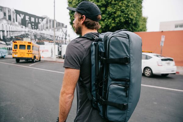 Wandrd HEXAD Access Duffel Reisetasche  blau 45 Liter