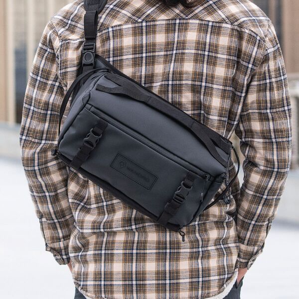 Wandrd ROGUE Sling  Black 9L