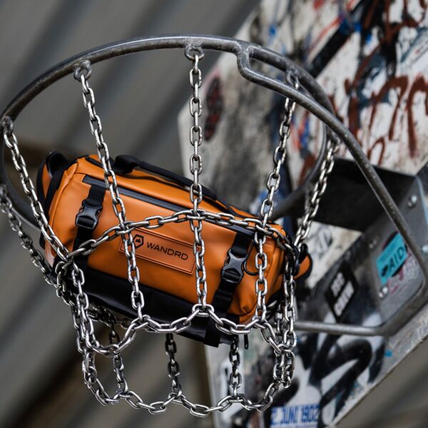 Wandrd ROGUE Sling  Sedona Orange 6L