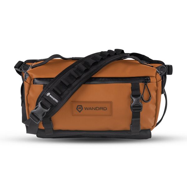 Wandrd ROGUE Sling  Sedona Orange 9L