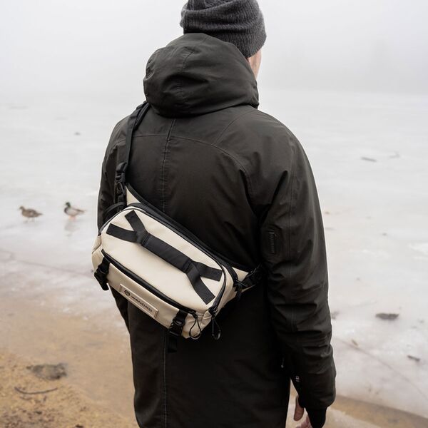 Wandrd ROGUE Sling  Yuma Tan 9L