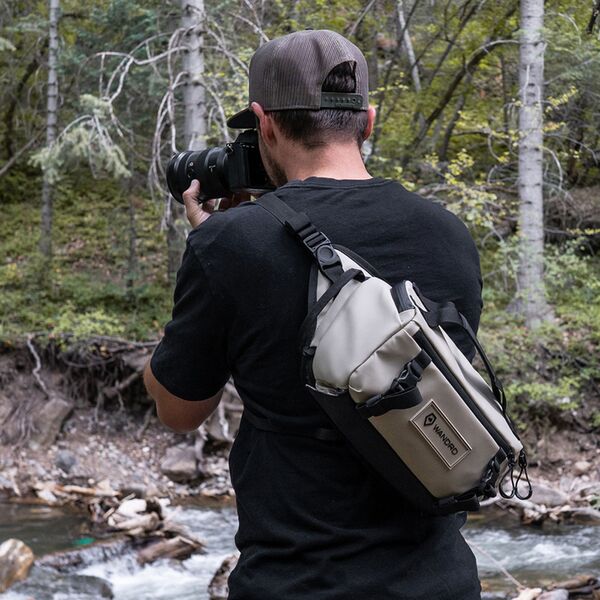 Wandrd ROGUE Sling  Yuma Tan 9L