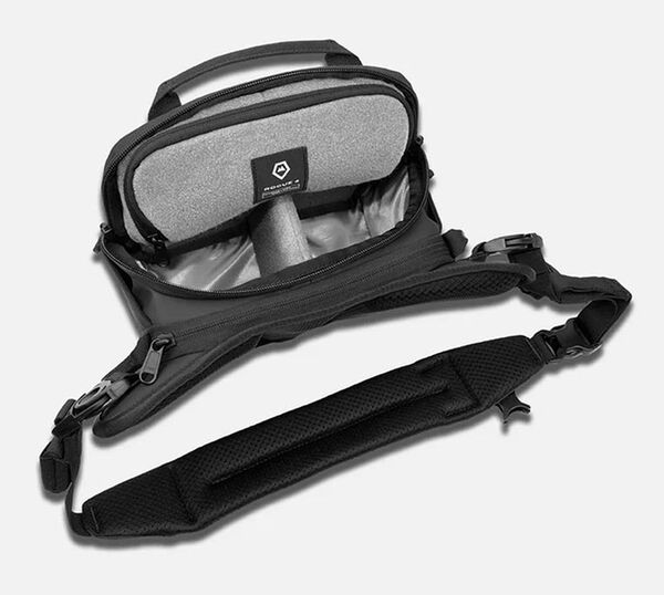 Wandrd ROGUE V2 Sling  4 L schwarz