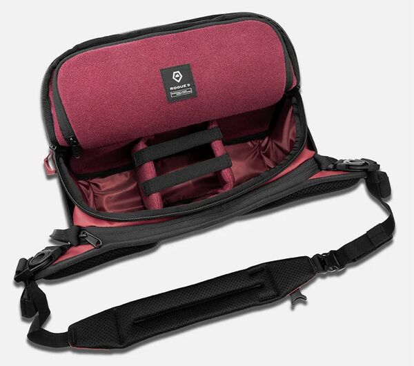 Wandrd ROGUE V2 Sling  9 L Rhoone Burgundy