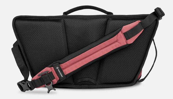 Wandrd ROGUE V2 Sling  9 L Rhoone Burgundy