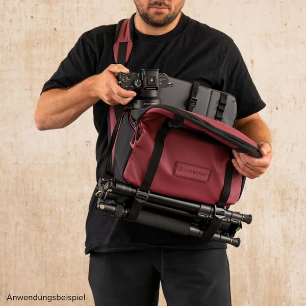 Wandrd ROGUE V2 Sling  9 L Rhoone Burgundy