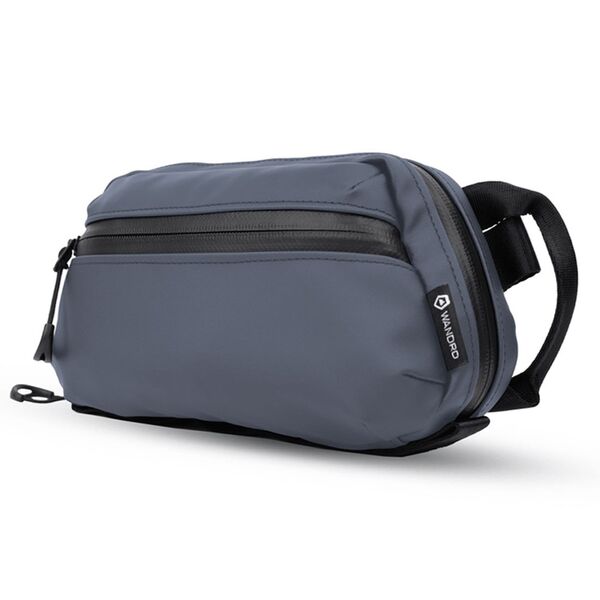 Wandrd Tech Bag  Aegean Blue Medium