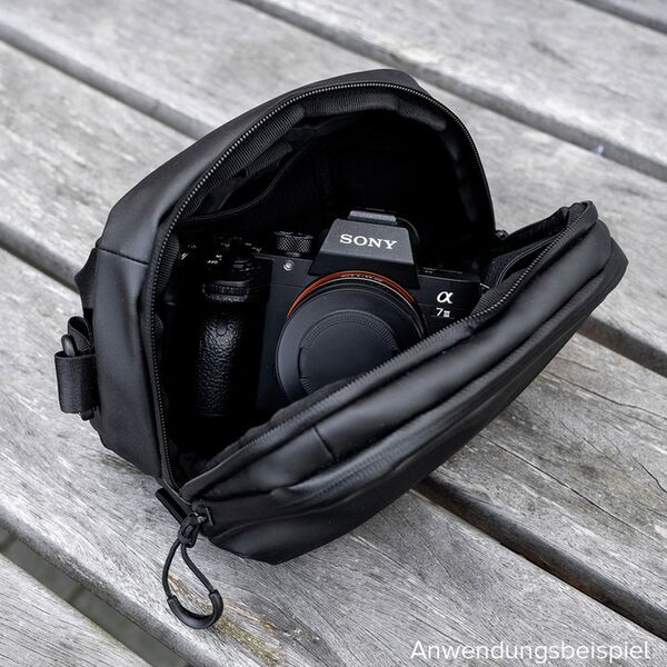 Wandrd Tech Bag  Black Large