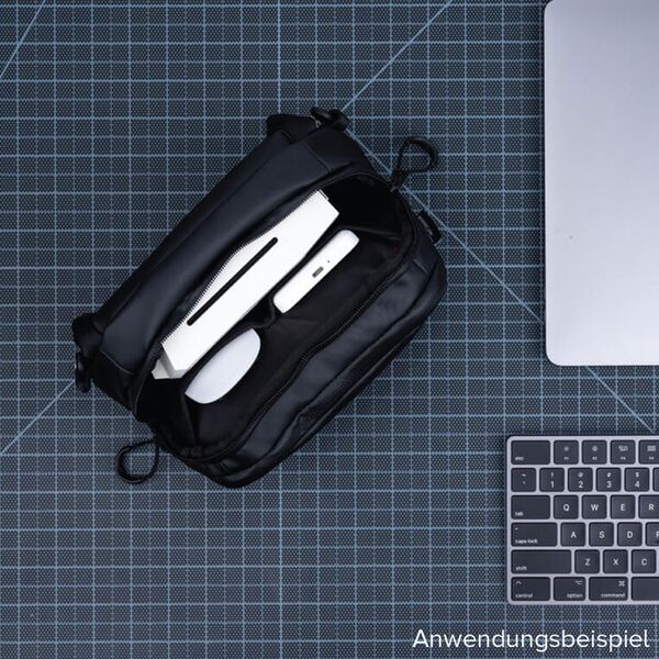 Wandrd Tech Bag  Black Large