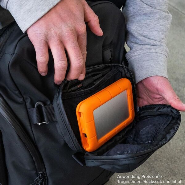 Wandrd Tech Bag  Black Medium