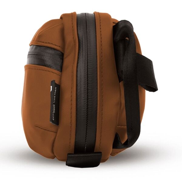 Wandrd Tech Bag  Sedona Orange Medium