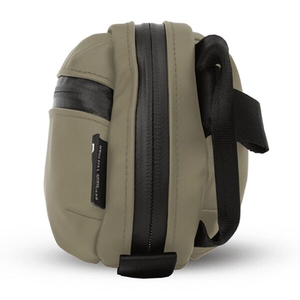 Wandrd Tech Bag  Yuma Tan Medium