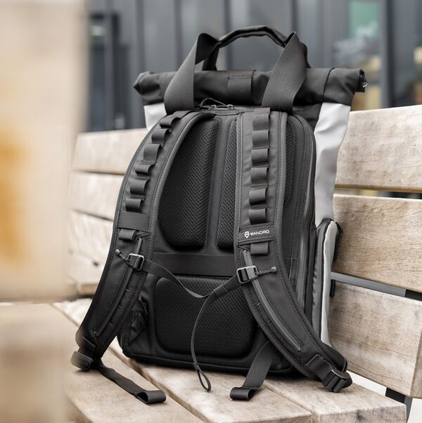 Wandrd THE PRVKE  11 Liter Photo Bundle Limited Edition Grey