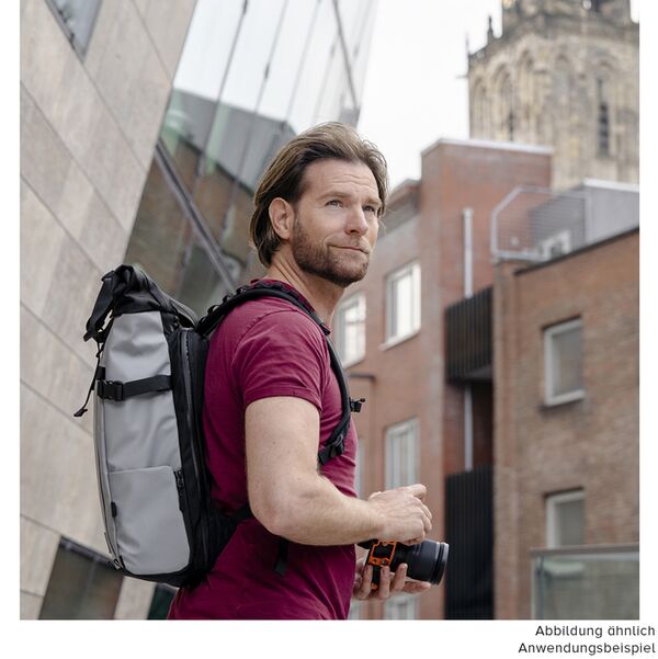 Wandrd THE PRVKE  21 Liter Photo Bundle Limited Edition Grey