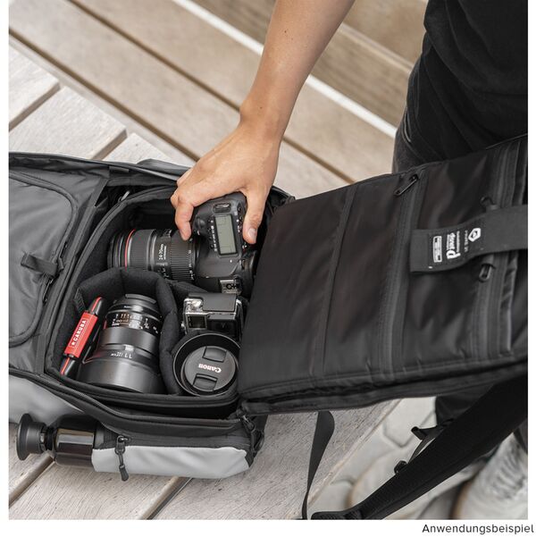 Wandrd THE PRVKE  21 Liter Photo Bundle Limited Edition Grey