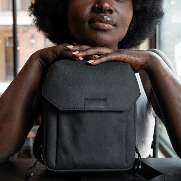 Wandrd X1 Cross Umhängetasche Black  Large