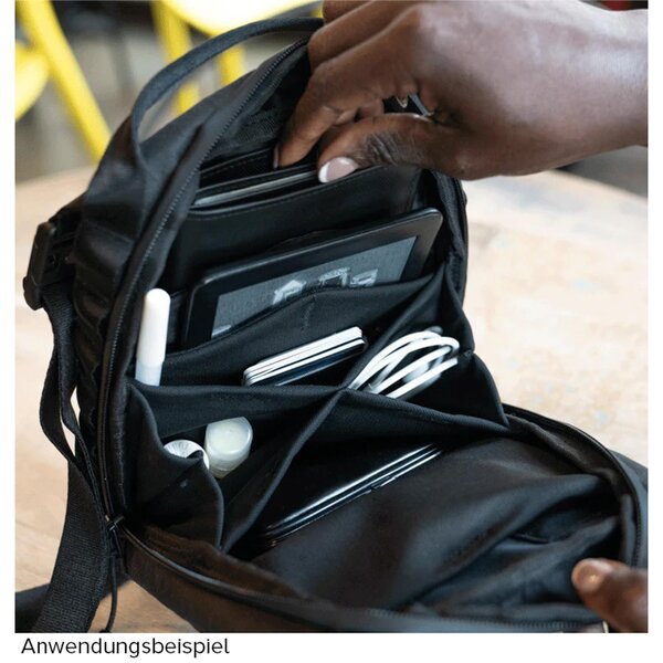 Wandrd X1 Cross Umhängetasche Black  Large