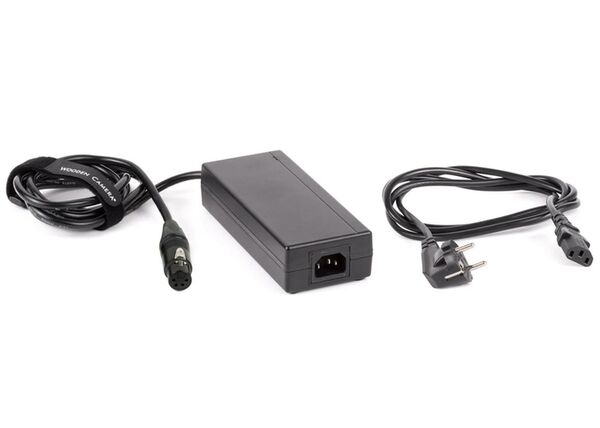 Wooden Camera 15V Power Supply (4pin XLR Female)(European Power Cord) 