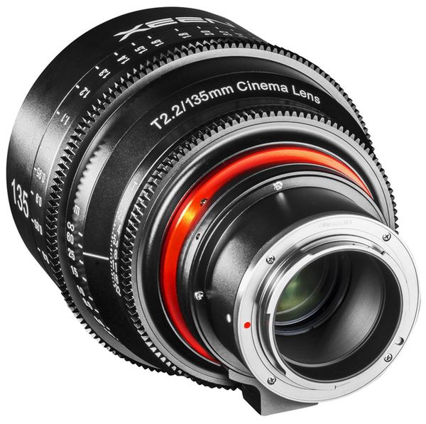 XEEN Cinema 135mm T/2,2 Vollformat  Sony FE-Mount