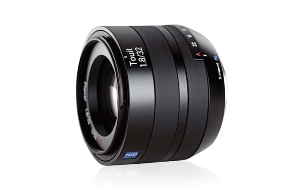 Zeiss AF Touit 32mm f/1,8  Sony E-Mount schwarz