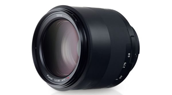 Zeiss Milvus 85mm f/1,4 ZF.2  Nikon FX