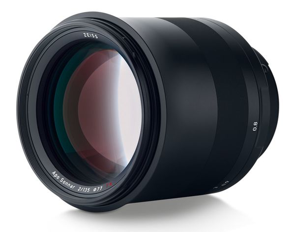 Zeiss Milvus 135mm f/2,0 ZF.2  Nikon FX