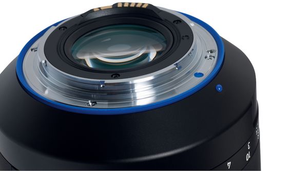 Zeiss Milvus 2,0/35 ZE  Canon EF