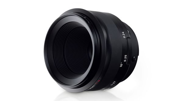 Zeiss Milvus 50M f/2,0 ZE  Canon EF