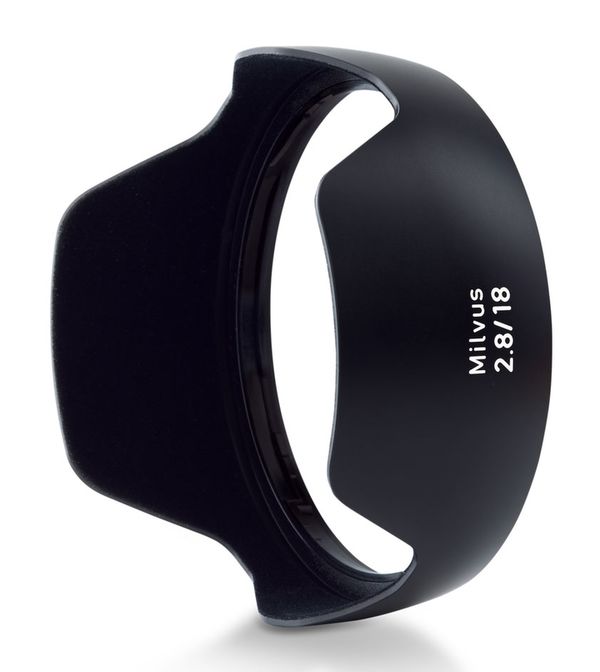 Zeiss Milvus 18mm f/2,8 ZE  Canon EF