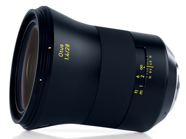 Zeiss Otus 28mm f/1,4 ZE  Canon EF