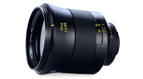 Zeiss Otus 85mm f/1,4 ZE  Canon EF