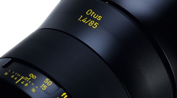 Zeiss Otus 85mm f/1,4 ZE  Canon EF