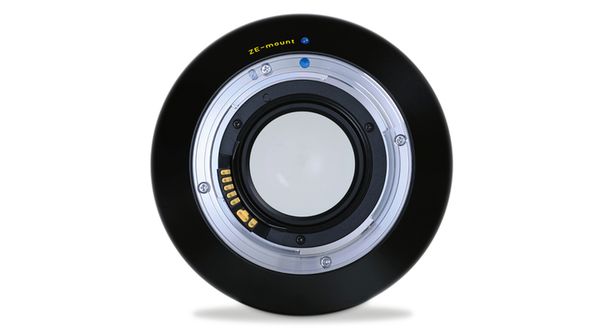 Zeiss Otus 85mm f/1,4 ZE  Canon EF