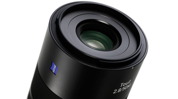 Zeiss Touit AF 50mm f/2,8 Makro  Sony E-Mount